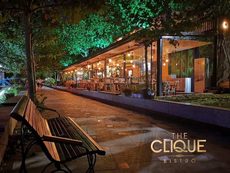 The Clique Bistro - Restaurant cu specific international